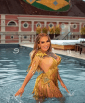 Sexy.Carole