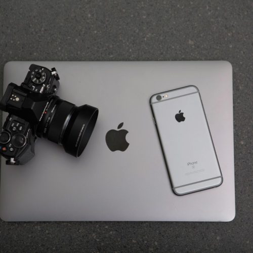 Camgirls : Tout savoir sur cet univers captivant en 2025