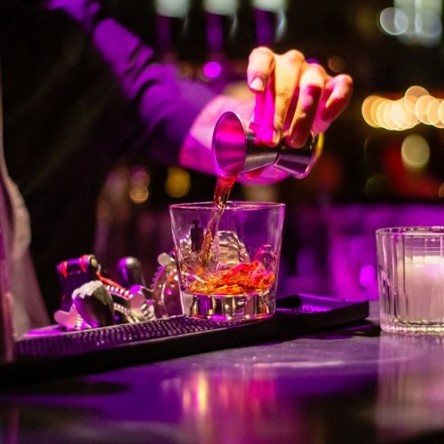 Profitez de la nuit ensemble – clubs et événements avec un service d&rsquo;escorte