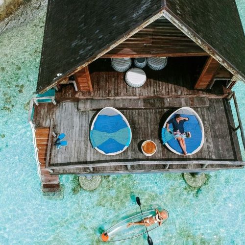 Escorte de luxe pour des vacances de rêve – bien plus qu&rsquo;un simple moment de détente